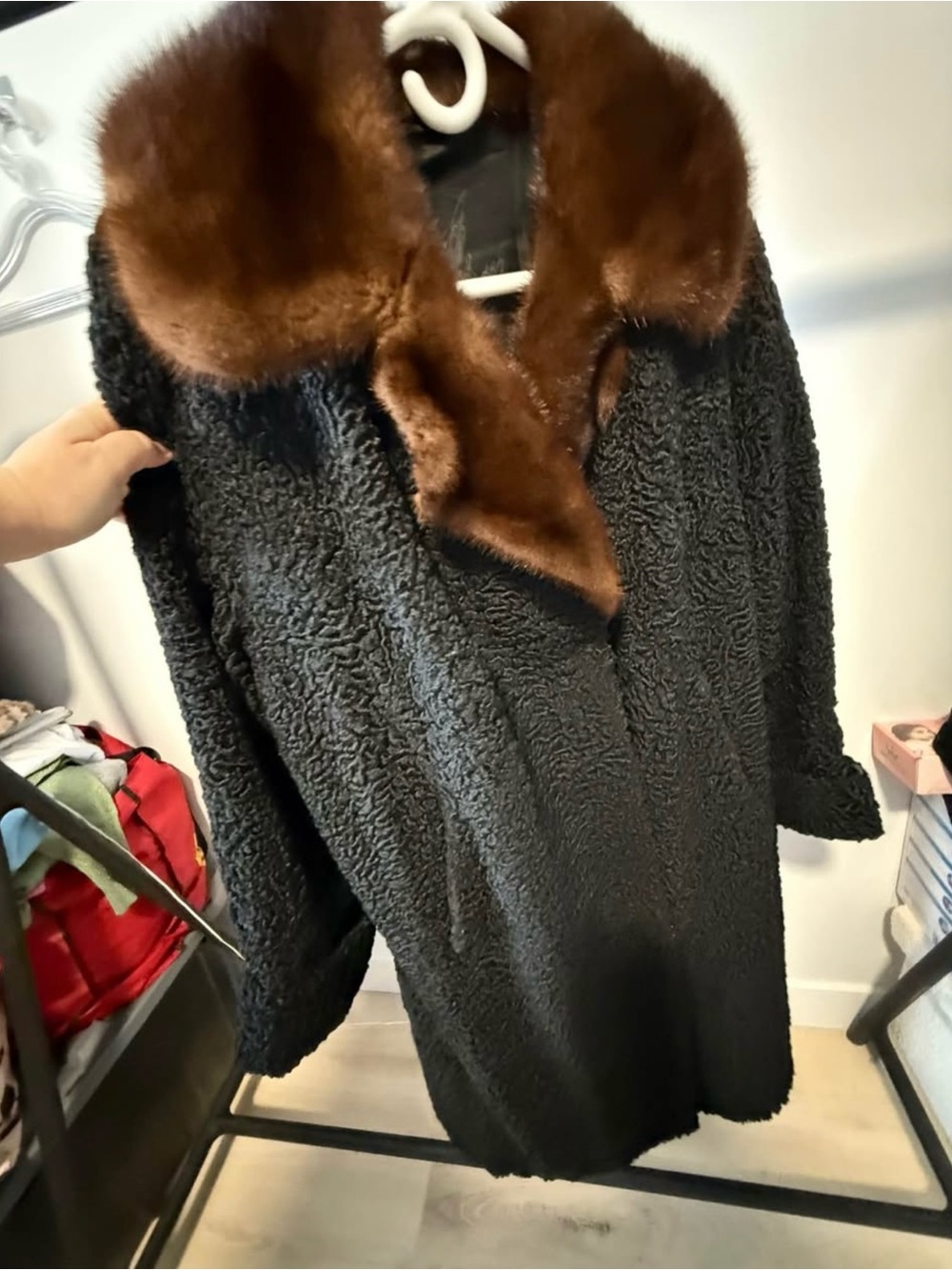 Classic Black Faux Shearling Coat with Brown Fur Collar
